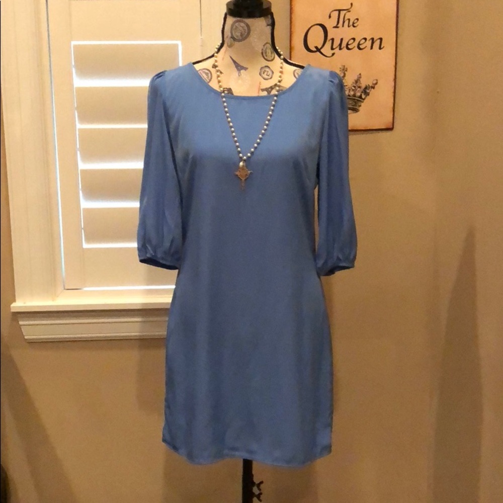 NWT dress size medium.